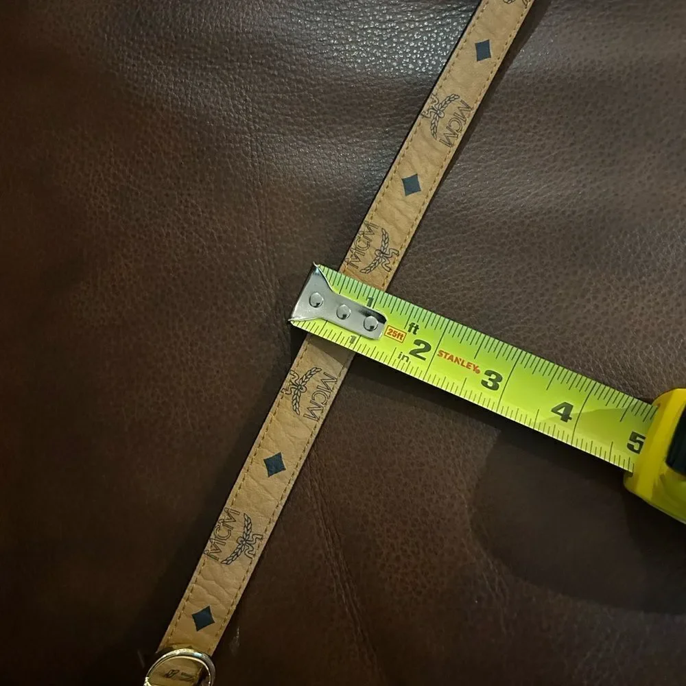 Women’s MCM reversible, leather belt, size 100 cm/medium